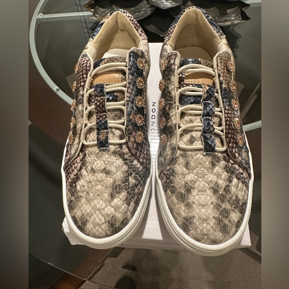 KURT GEIGER LONDON Snake-Embossed Platform Sneakers